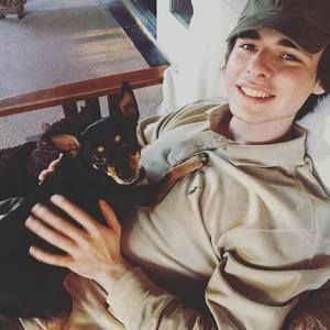 Meet your Posher, Will